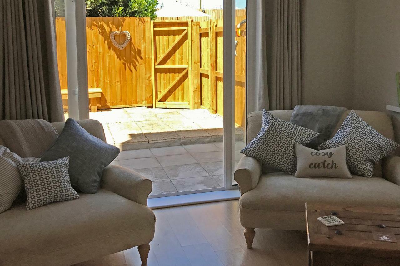 Cosy Cwtch Villa Porthcawl Exterior photo